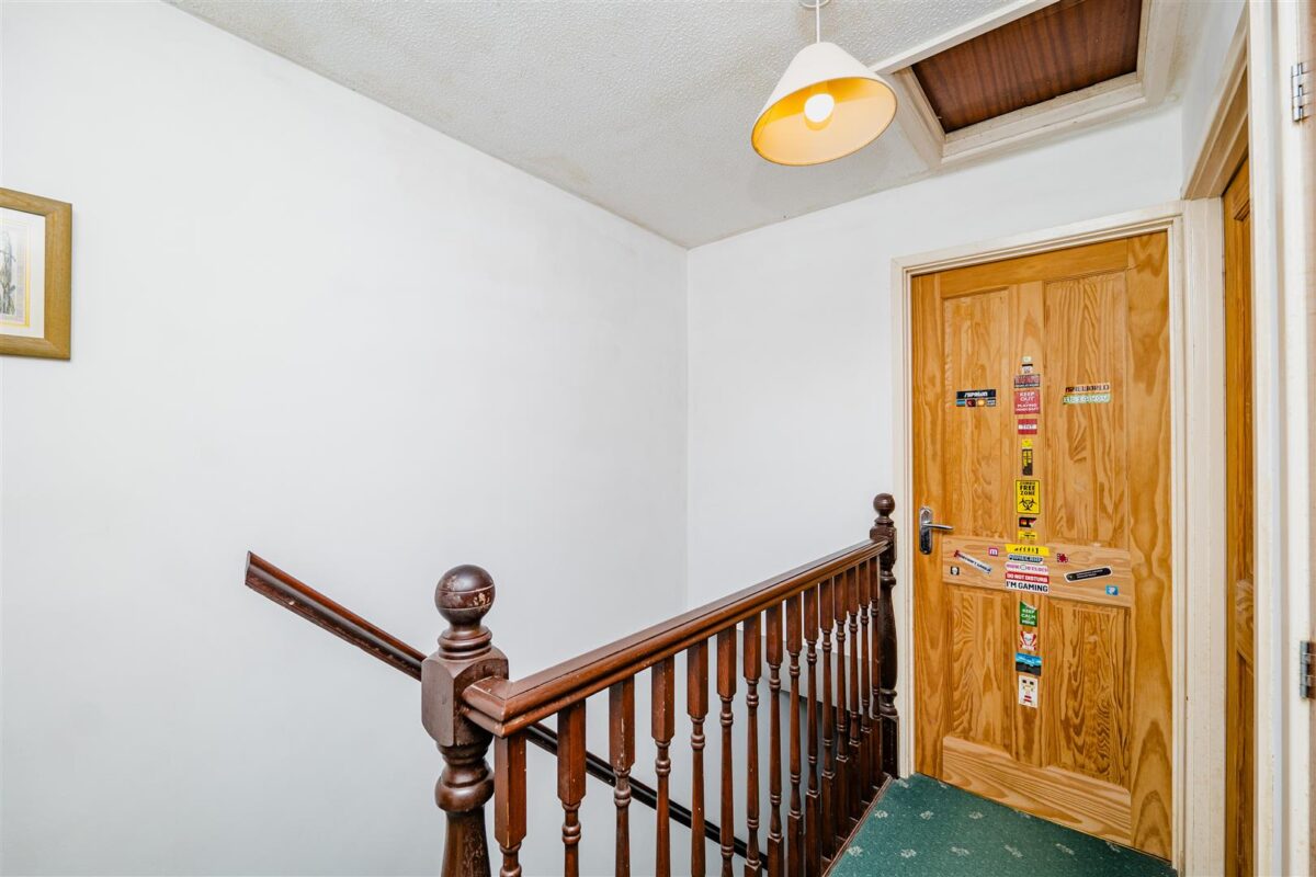 Blyth Close, Barry