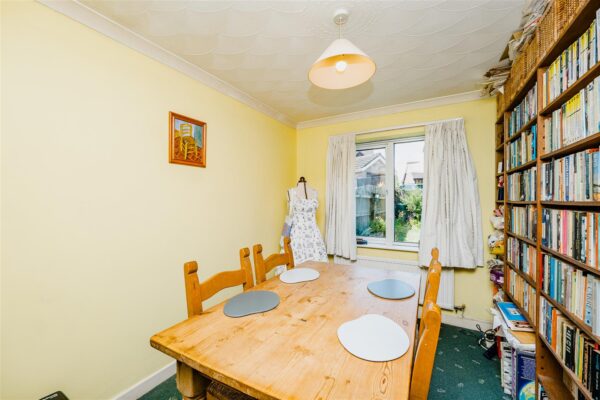 Blyth Close, Barry