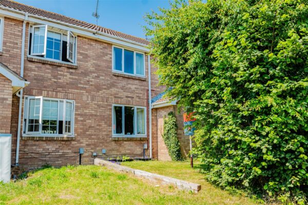 Blyth Close, Barry