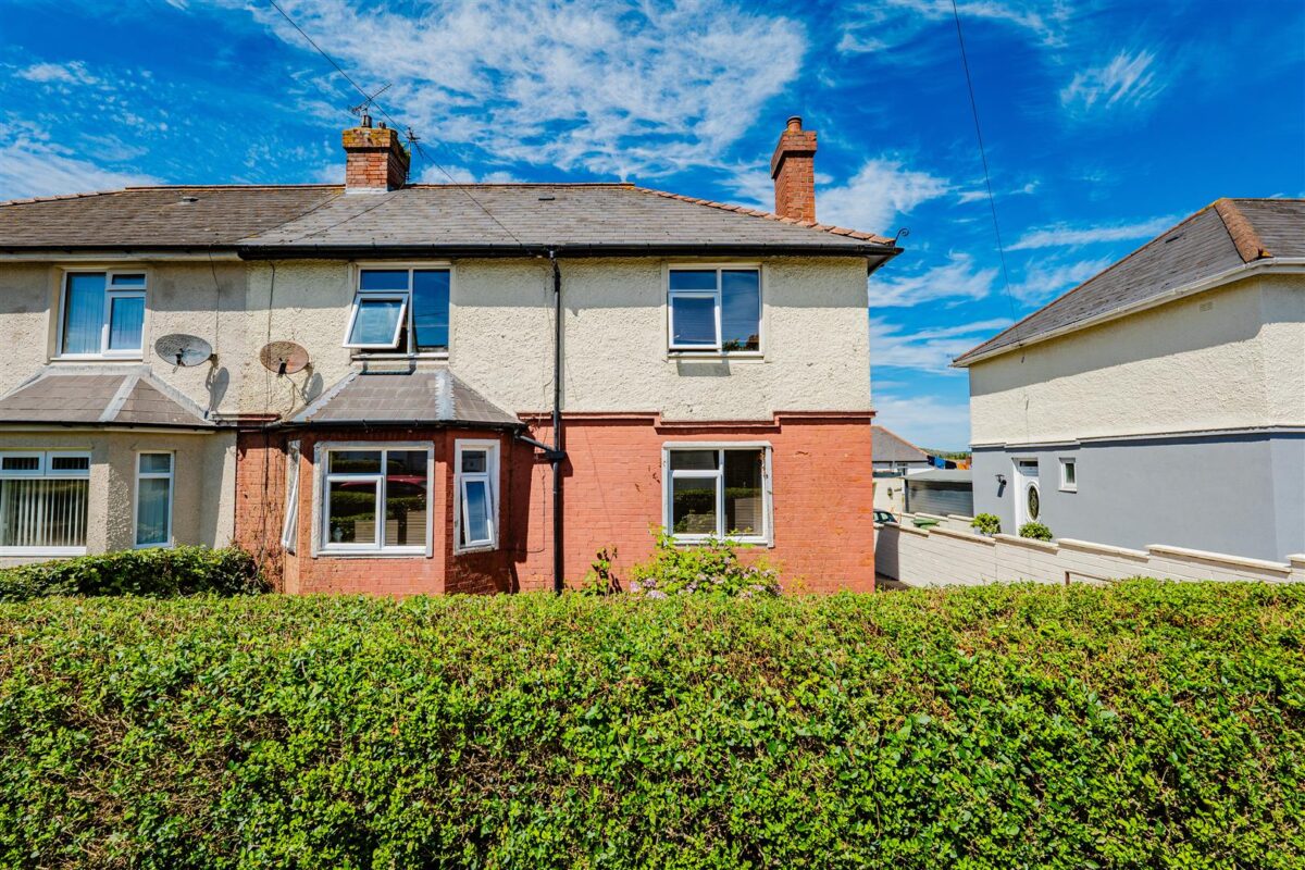 Hywel Crescent, Barry