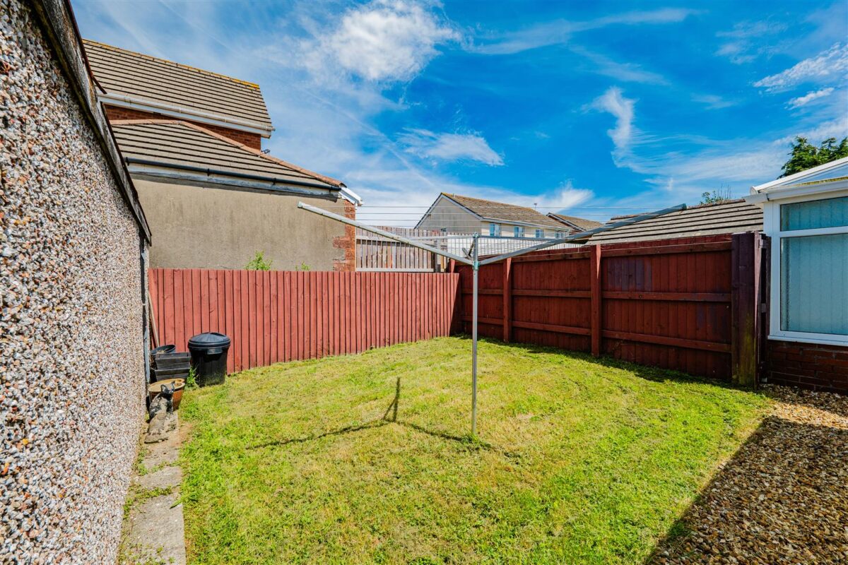 Enfield Drive, Barry
