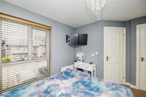 Haven Walk, Barry