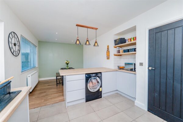 Collard Crescent, Barry