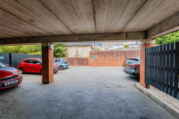 Wyndham Street, Barry