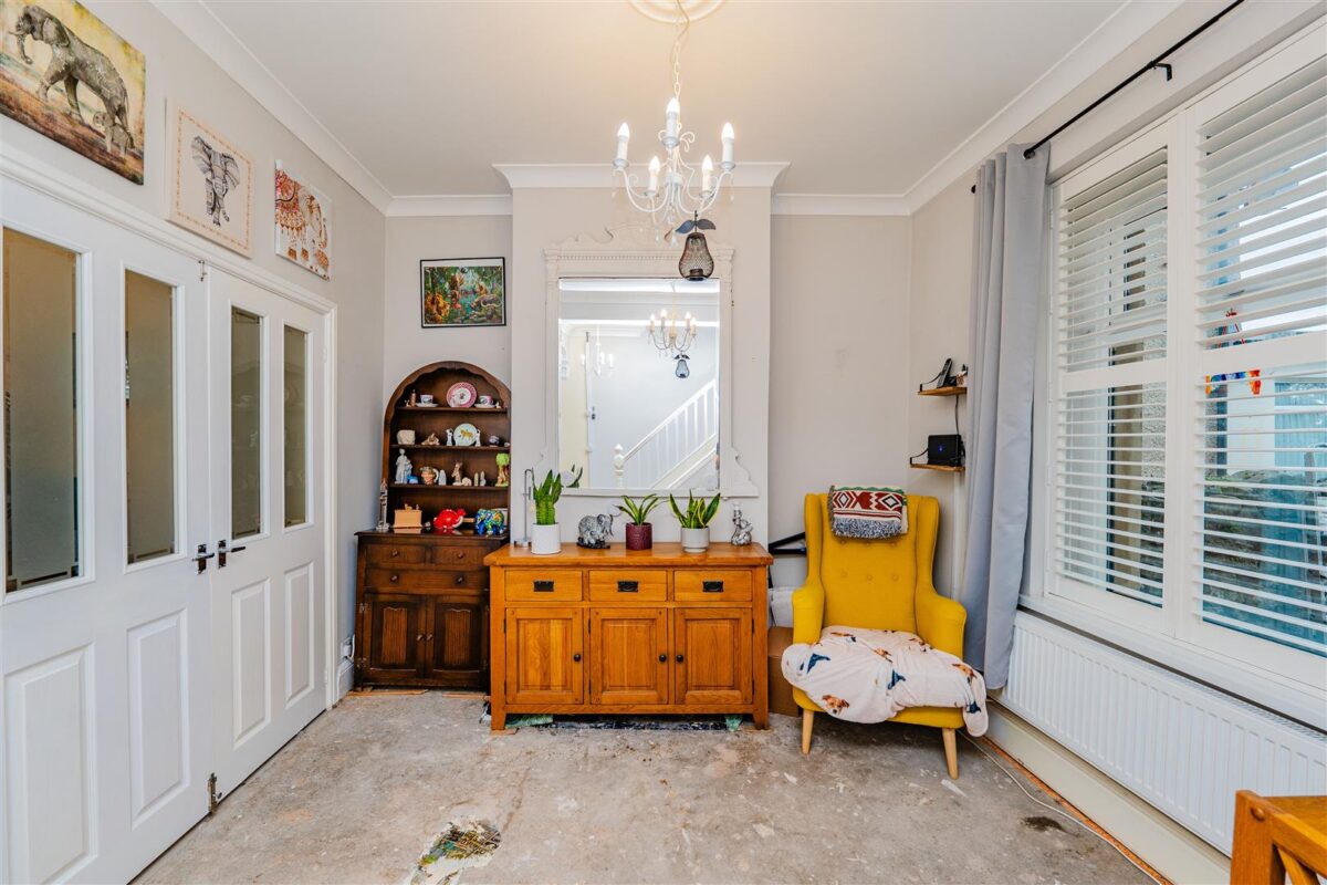 Courtenay Road, Barry