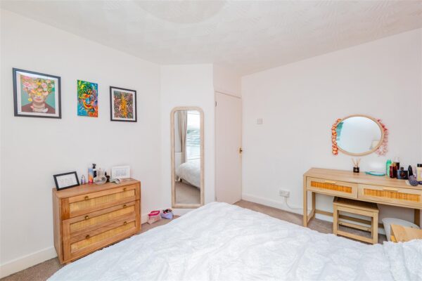 Treharne Road, Barry
