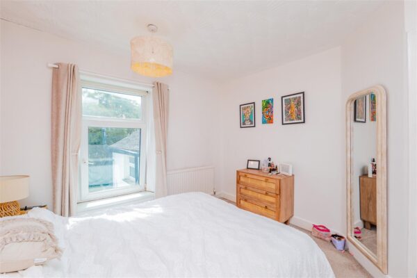 Treharne Road, Barry