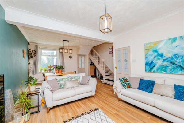 Treharne Road, Barry