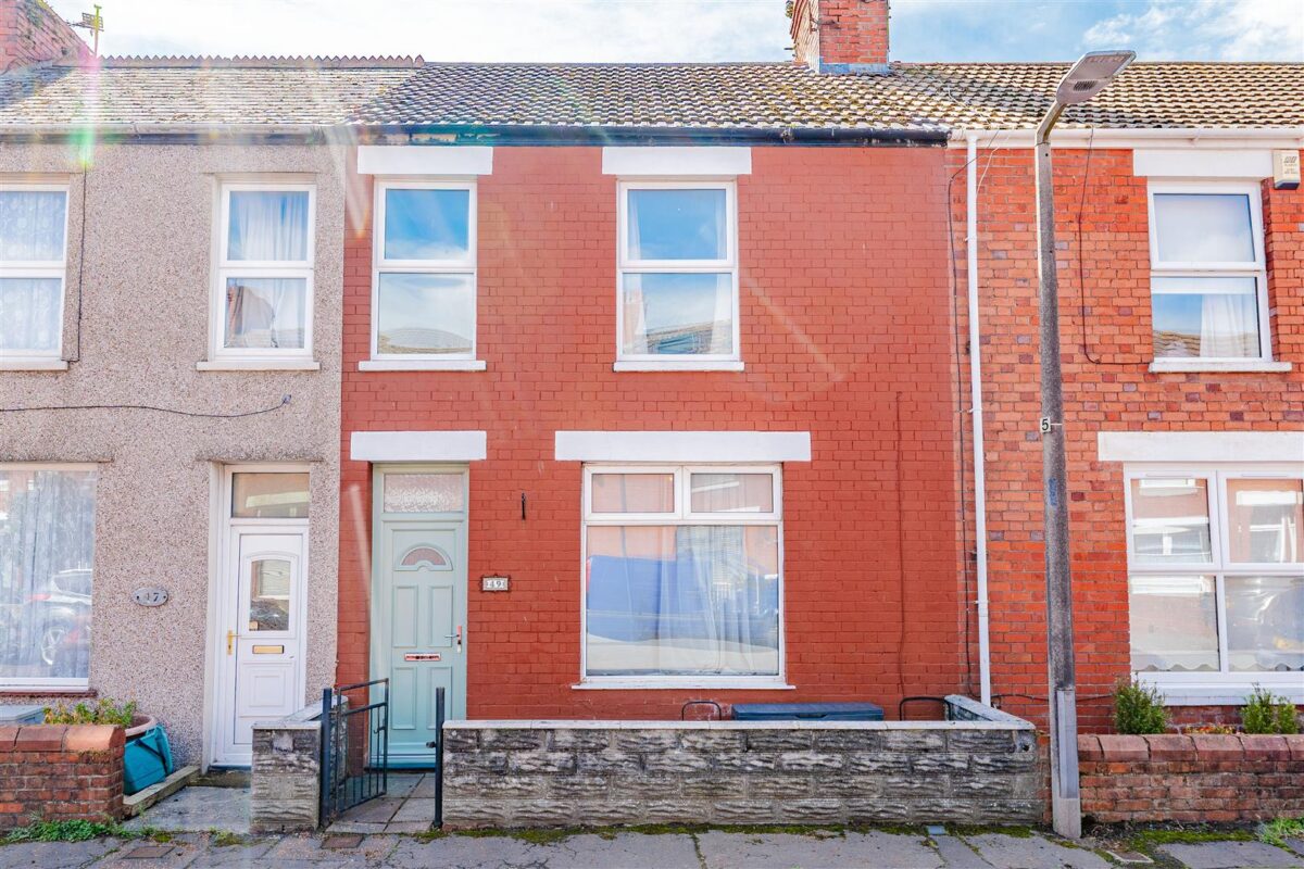 Castle Street, Barry