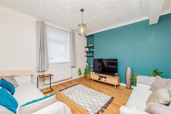 Treharne Road, Barry
