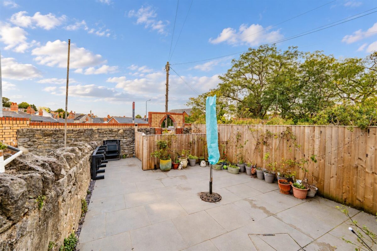 Courtenay Road, Barry