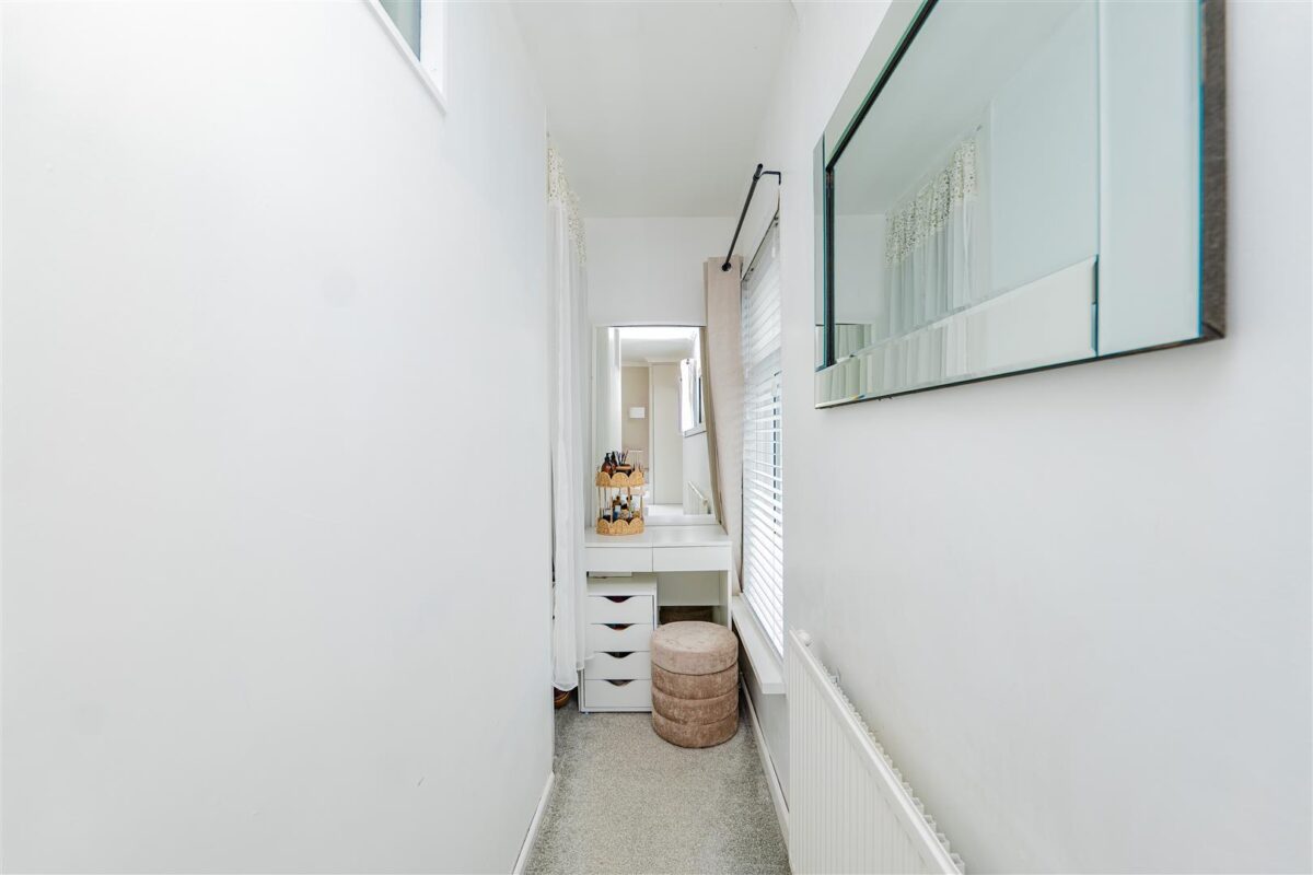 North Walk, Barry