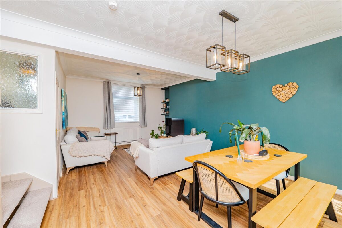 Treharne Road, Barry