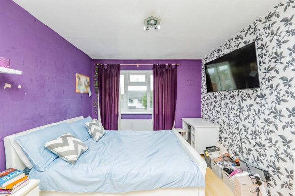 Cledwen Close, Barry
