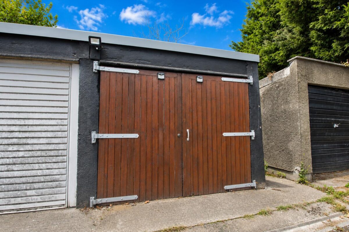 St. Brannocks Close, Barry