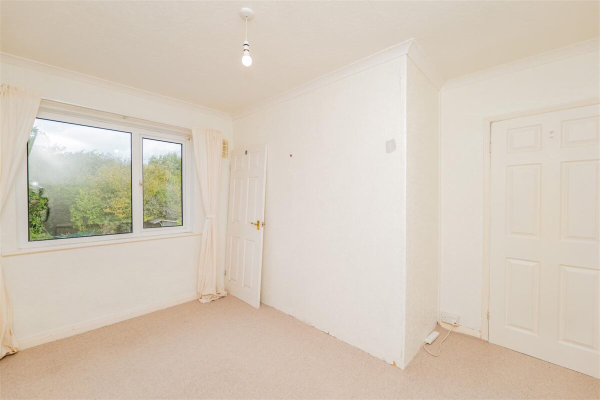 Crossfield Road, Barry