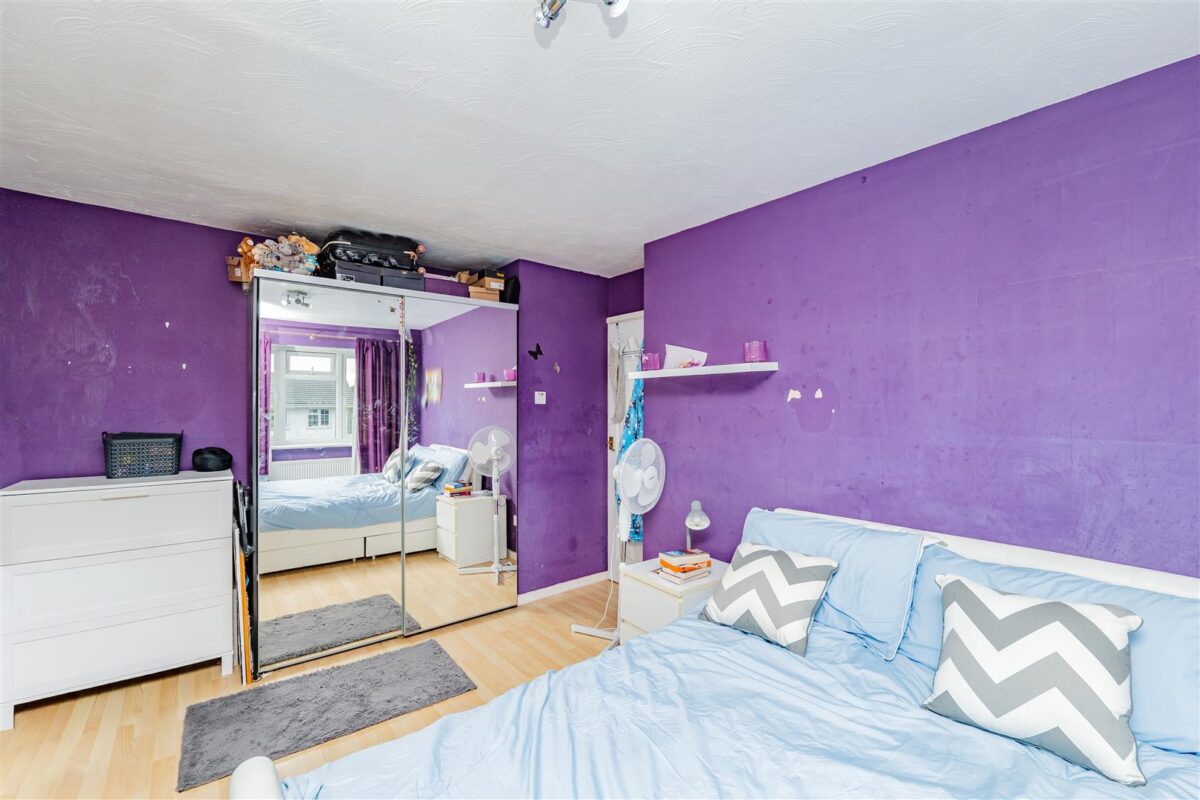 Cledwen Close, Barry