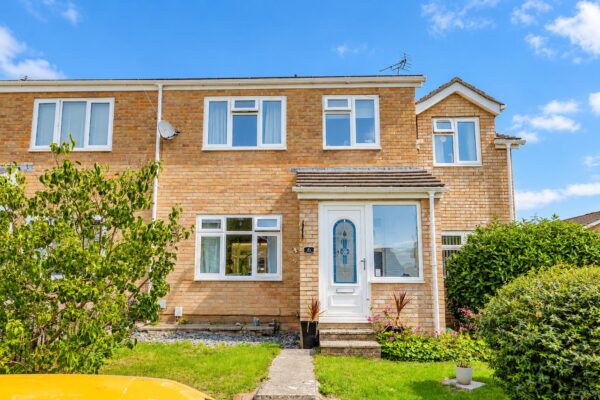 Cledwen Close, Barry