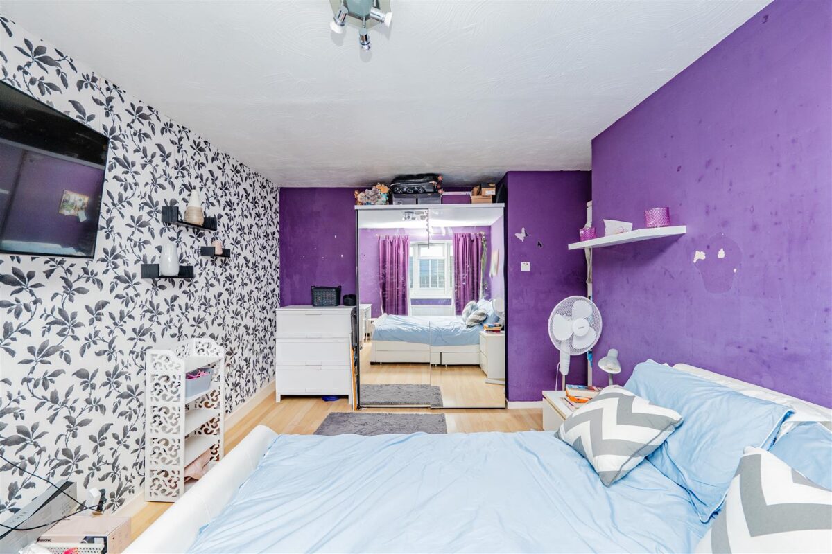 Cledwen Close, Barry