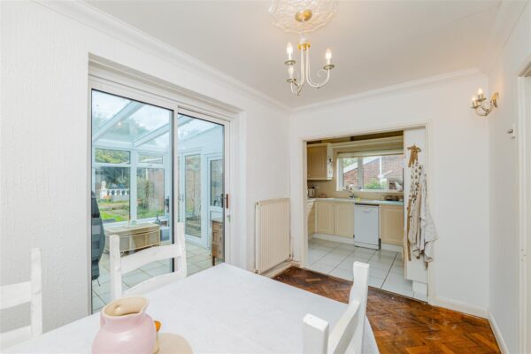 Crossfield Road, Barry