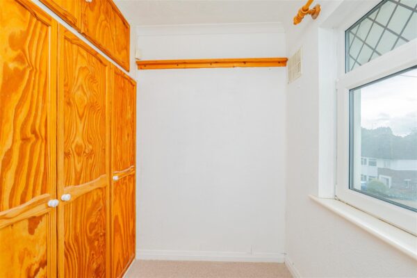 Crossfield Road, Barry