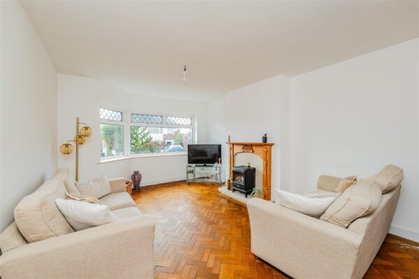 Crossfield Road, Barry
