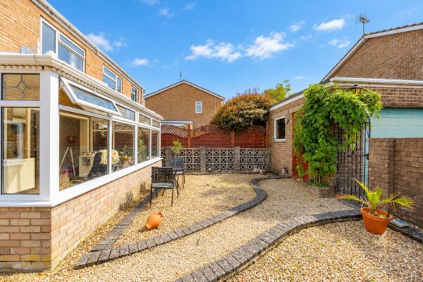 Cledwen Close, Barry
