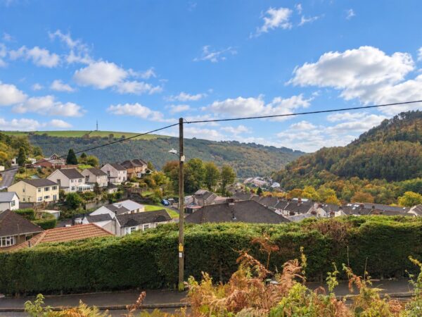 Pantypwdyn Road, Abertillery