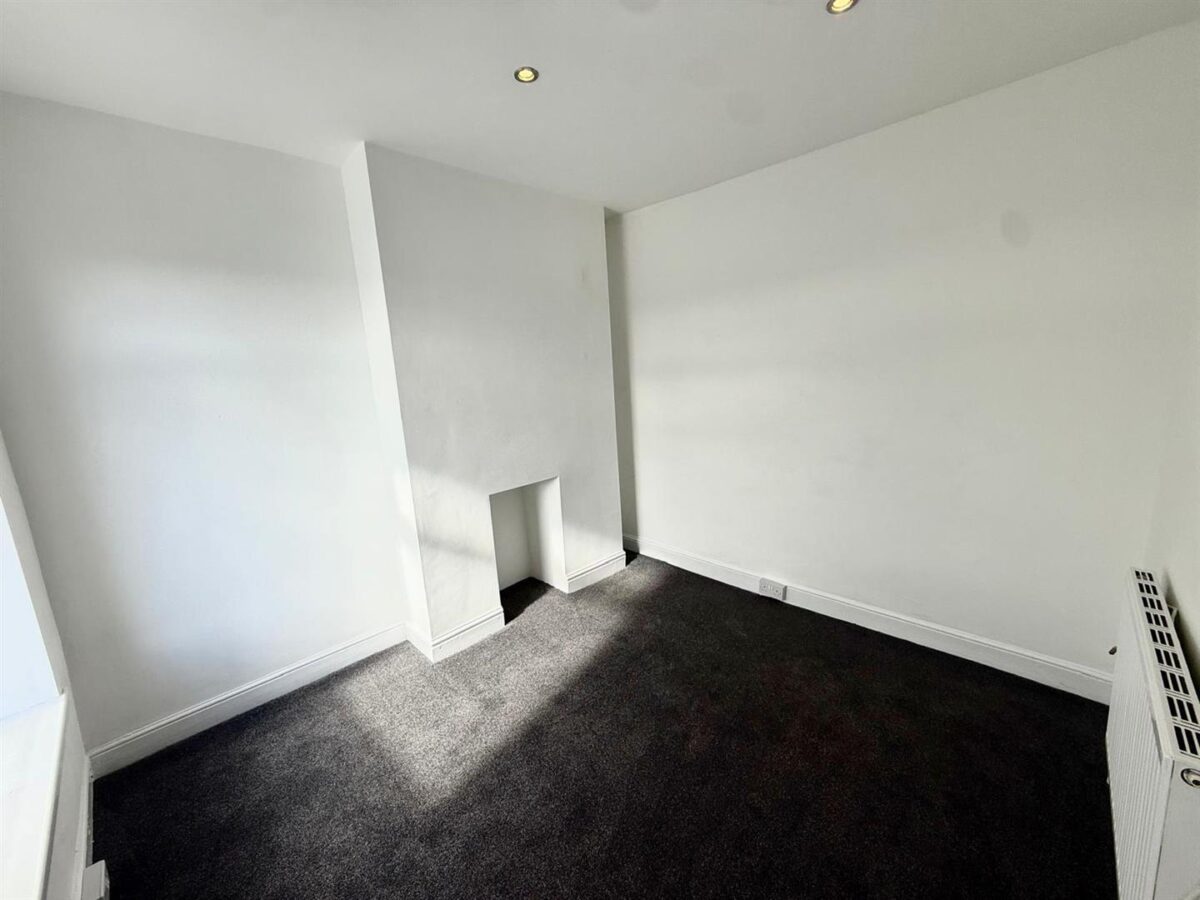 Bell Street, Barry
