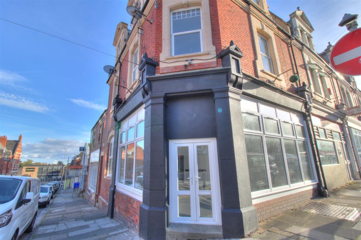 York Place, Barry